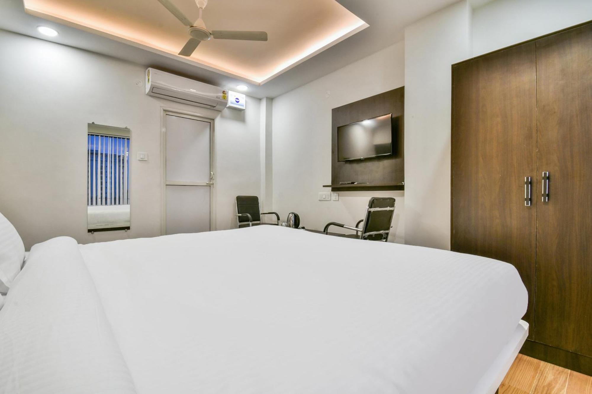 Collection O Addiction Hotel Patna  Exterior photo